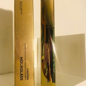 Hourglass Caution Mascara